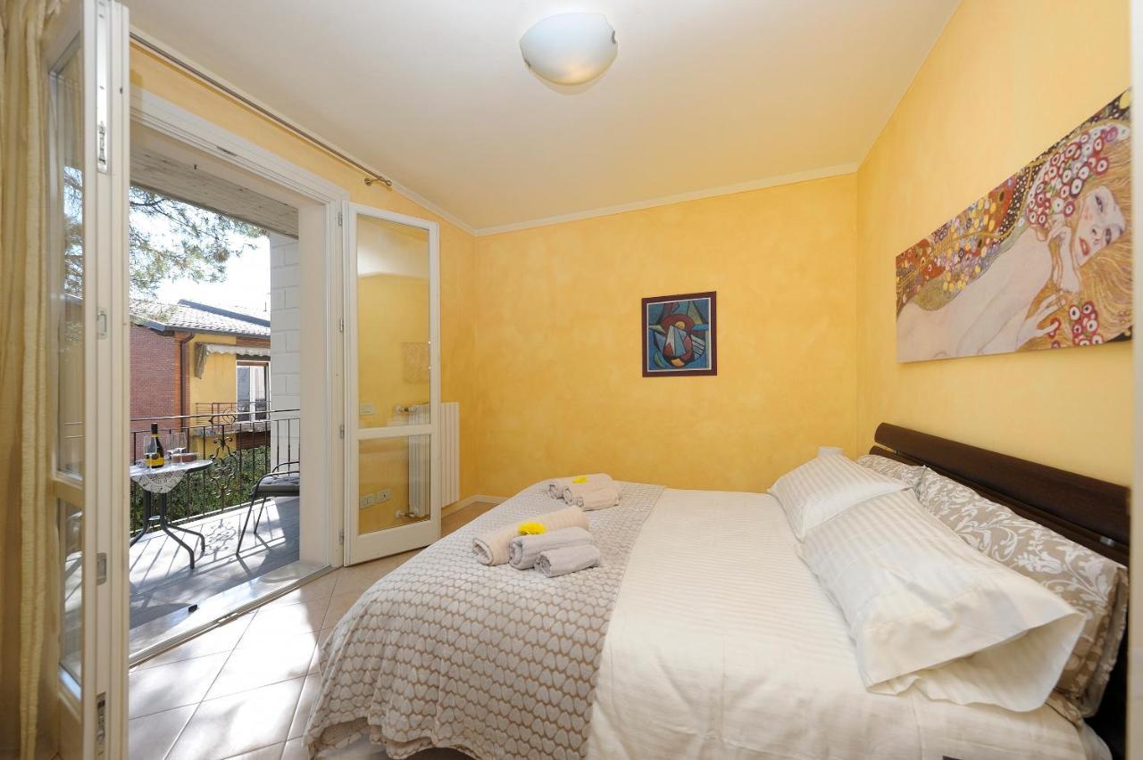 Appartamento Mimosa Centro Salo' Exterior foto